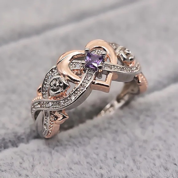 New Women’s Two Tone 925 Silver Romantic Heart Diamond Ring - Picture 3 of 6